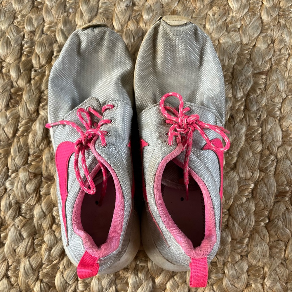 Nike Roshes
